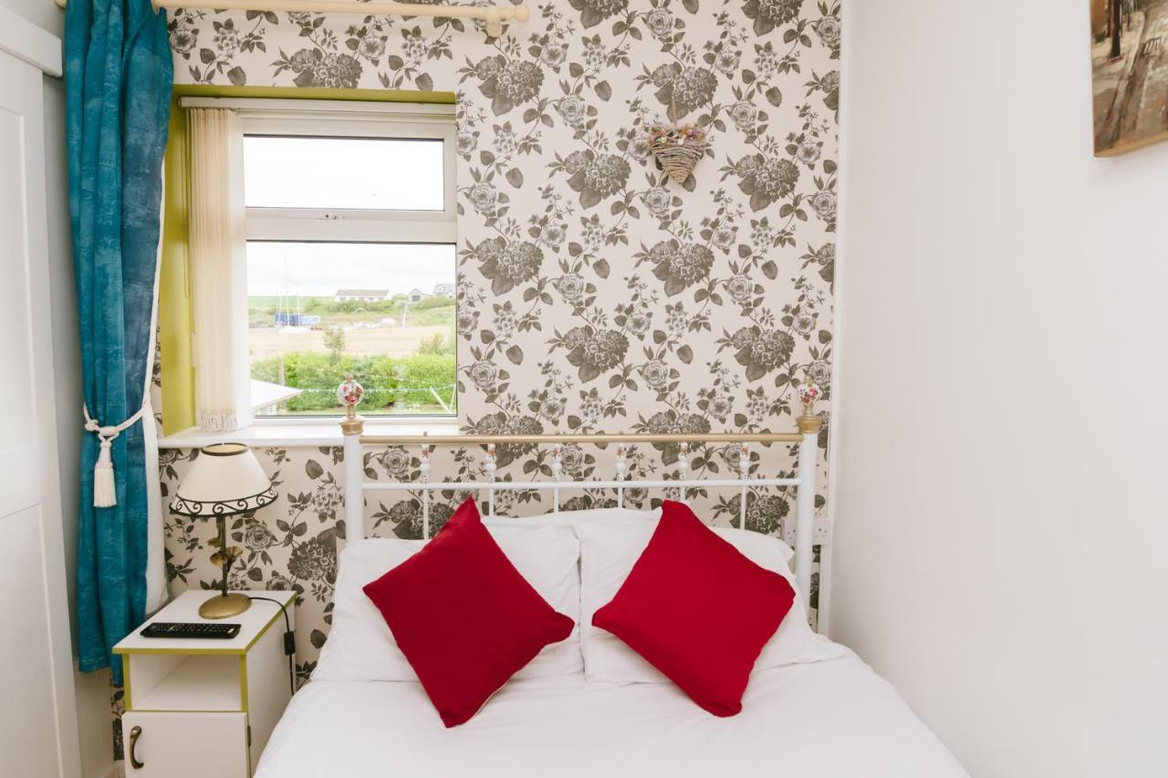 에니스크론 Eagle Heights B&B 외부 사진