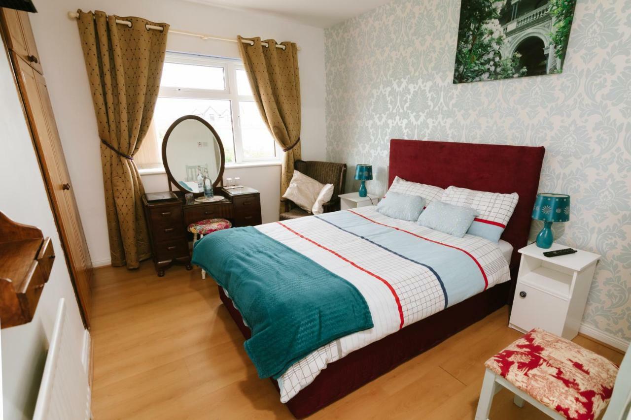 에니스크론 Eagle Heights B&B 외부 사진