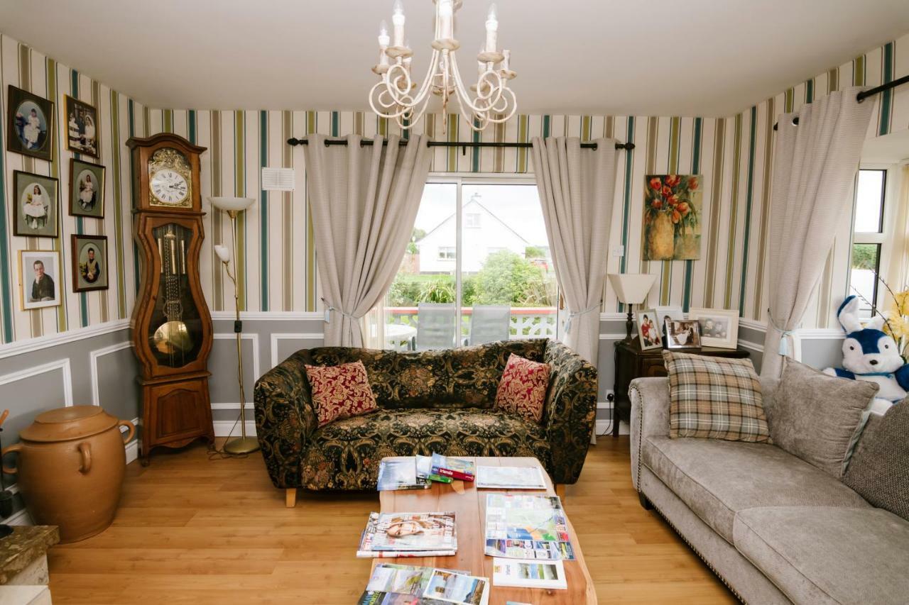 에니스크론 Eagle Heights B&B 외부 사진