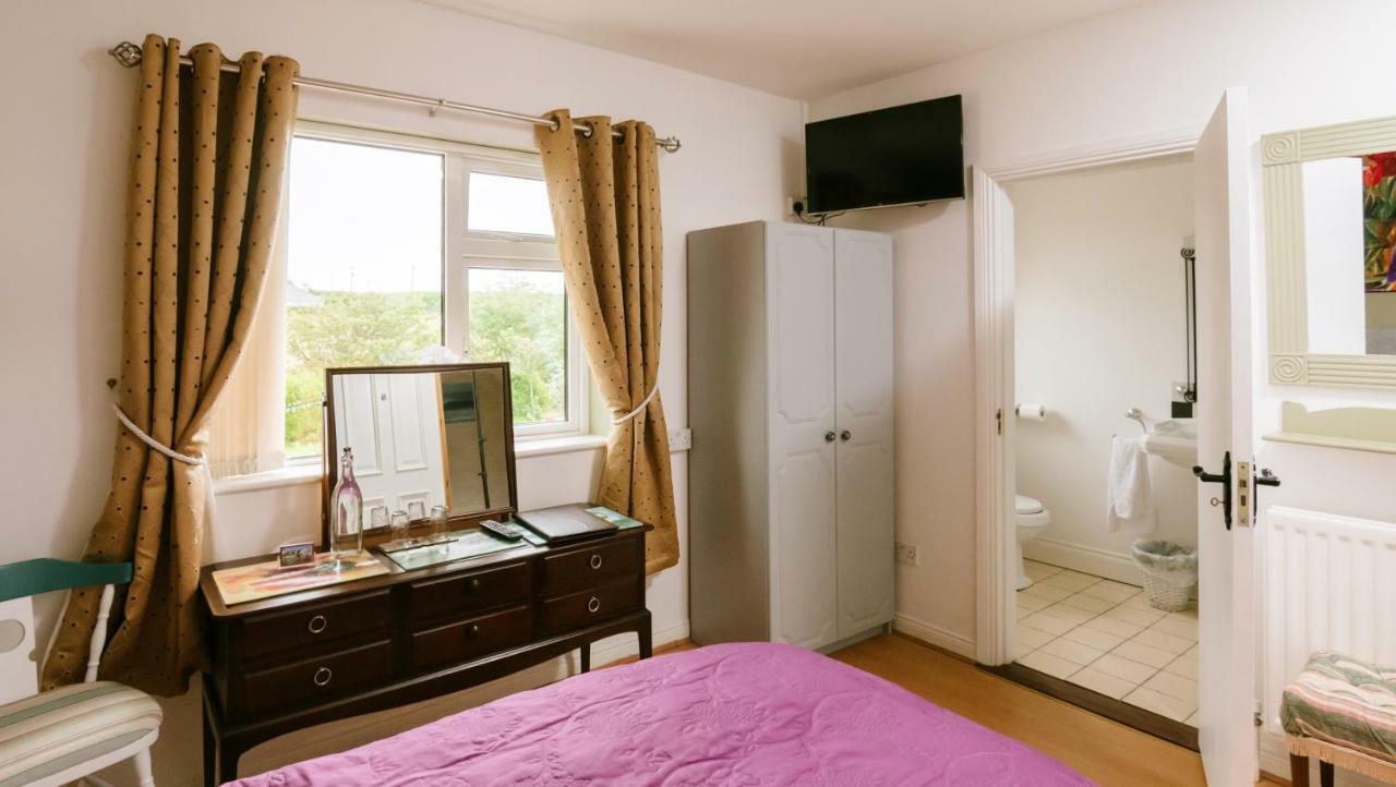 에니스크론 Eagle Heights B&B 외부 사진