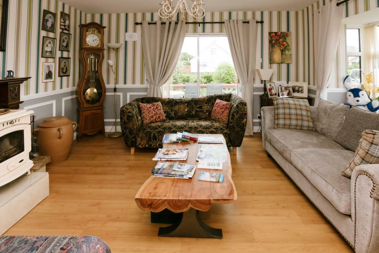 에니스크론 Eagle Heights B&B 외부 사진